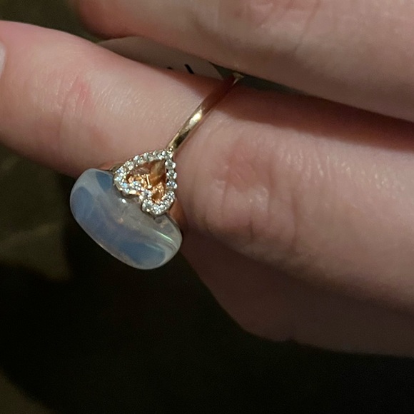 Charmed Aroma | Size 8 Ring - Picture 3 of 6